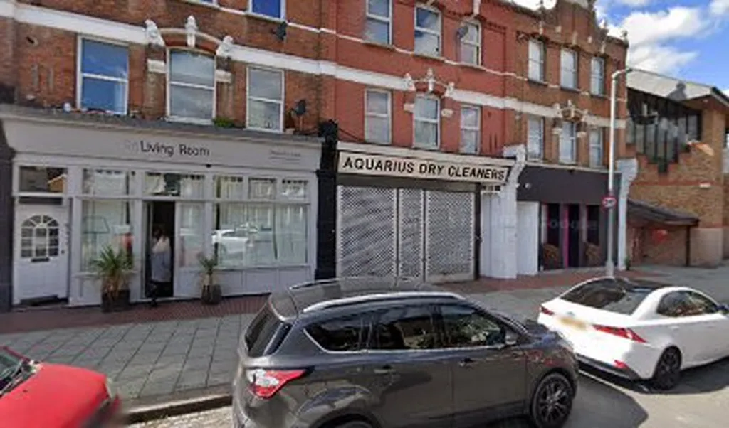 Aquarius Cleaners
