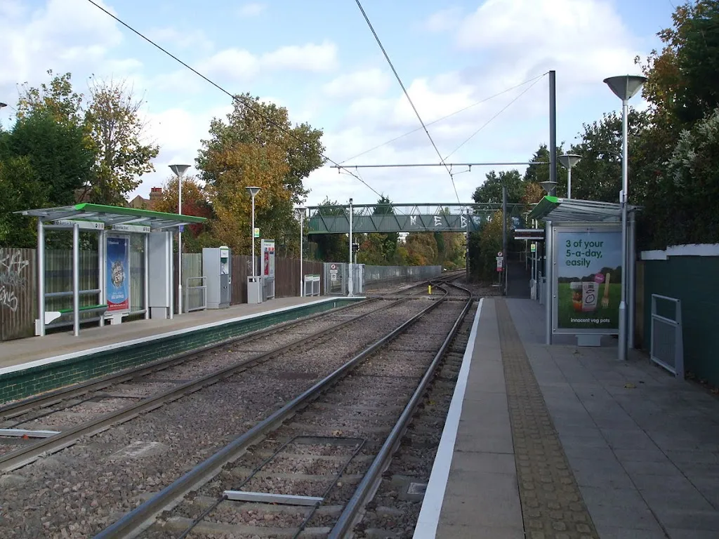 Avenue Road
