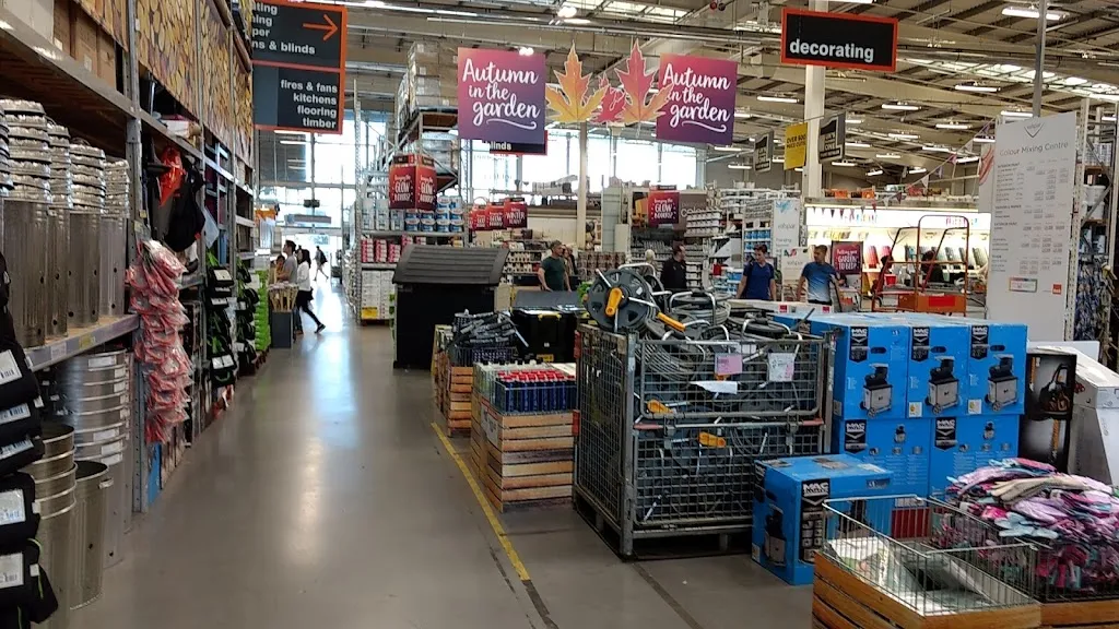 B&Q Greenwich