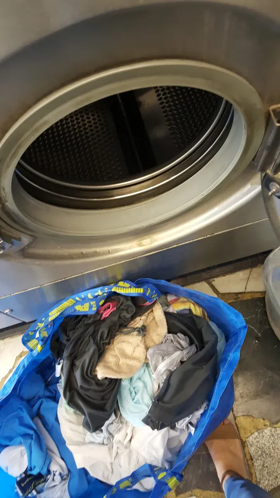 Battersea Laundrette and Dry Cleaning