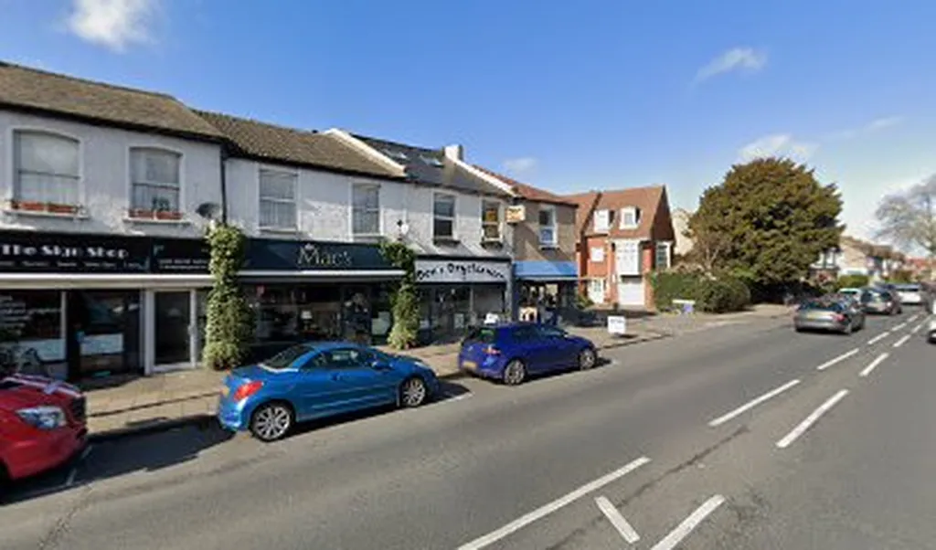 Ben's Drycleaners