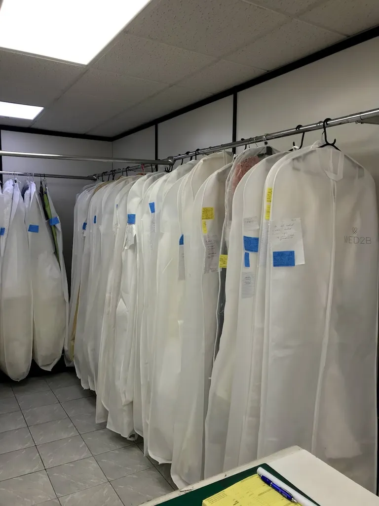 BR One Dry Cleaners & Tailors