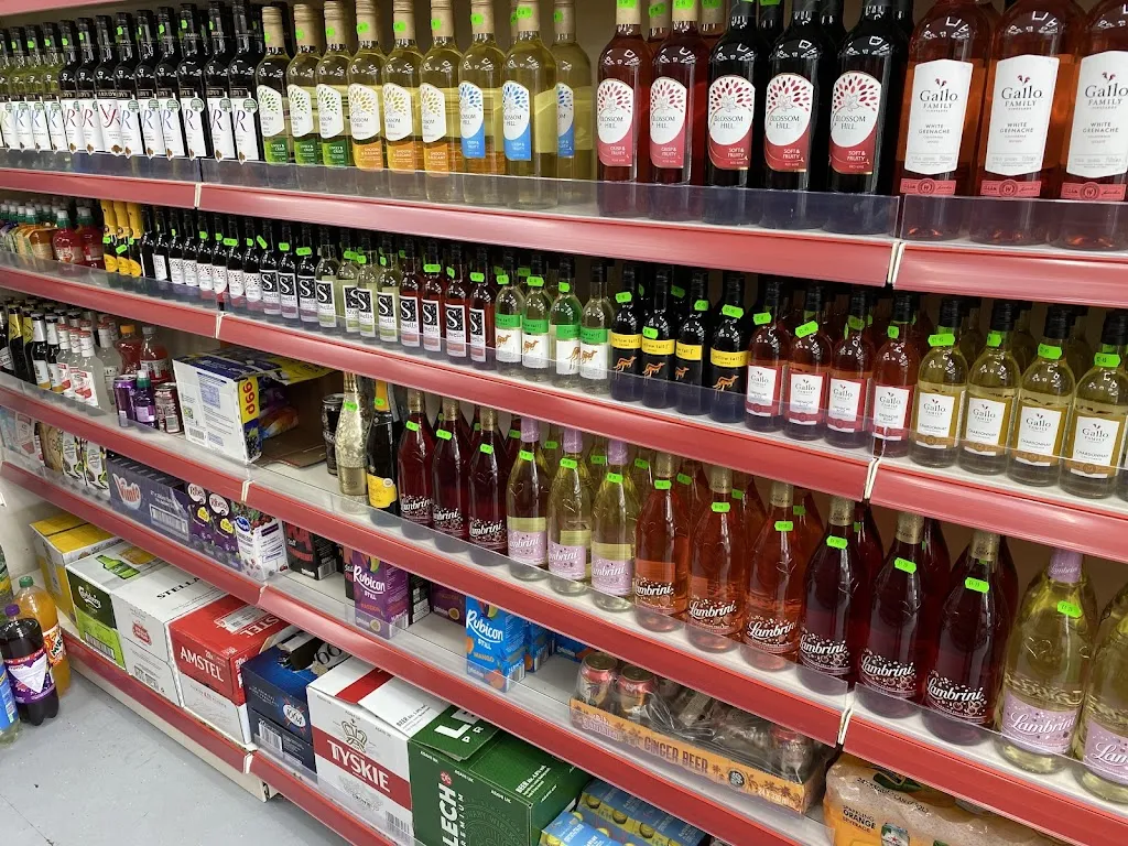 Bromley Off-licence, Gadgets and Vape