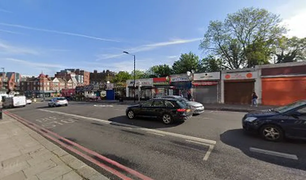 Chandra Off Licence