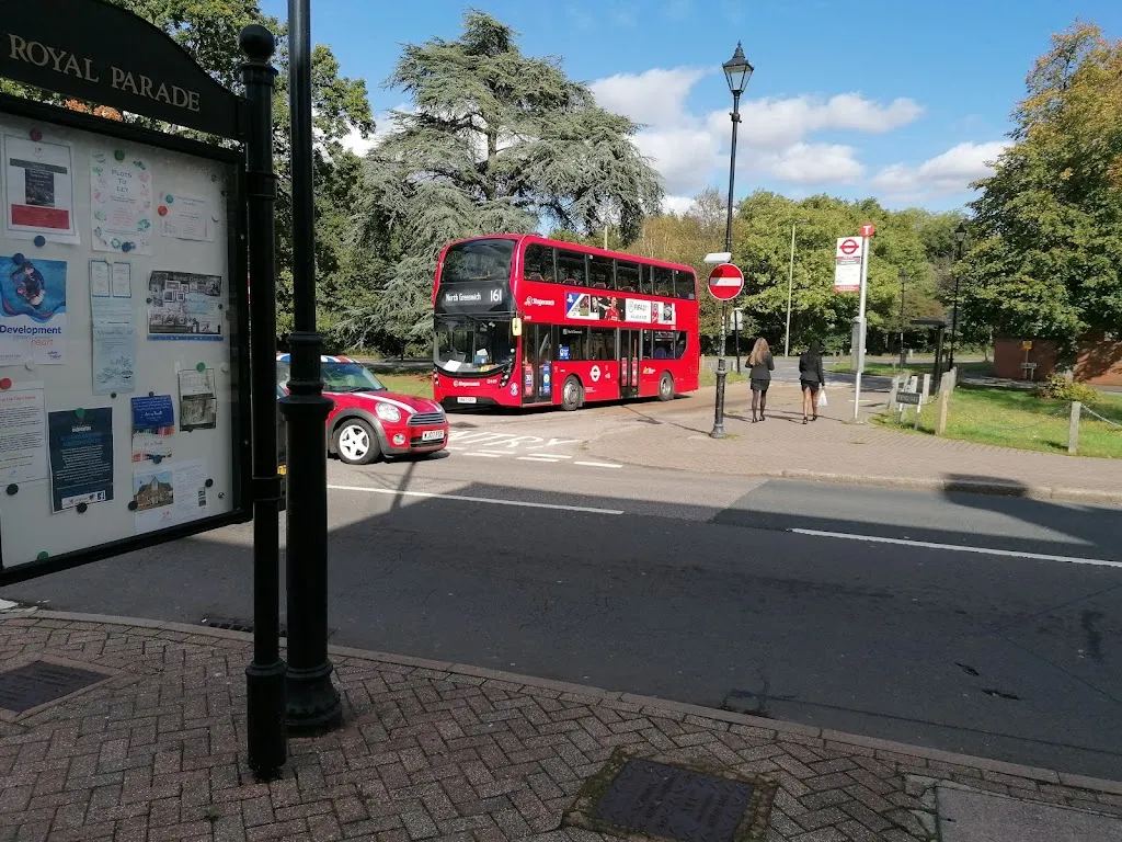 Chislehurst War Memorial (Stop T)
