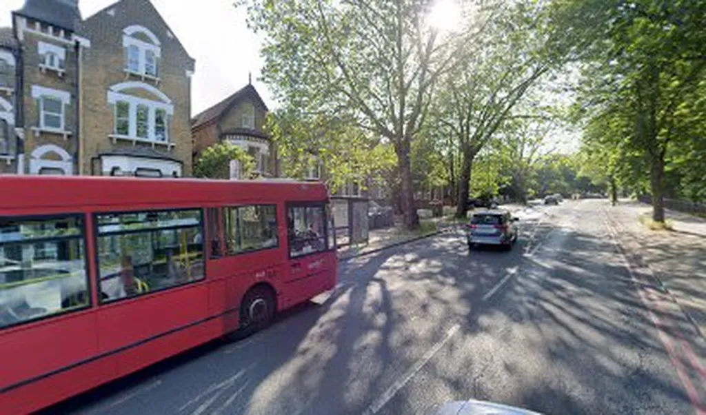 Christchurch Road / Hillside Road