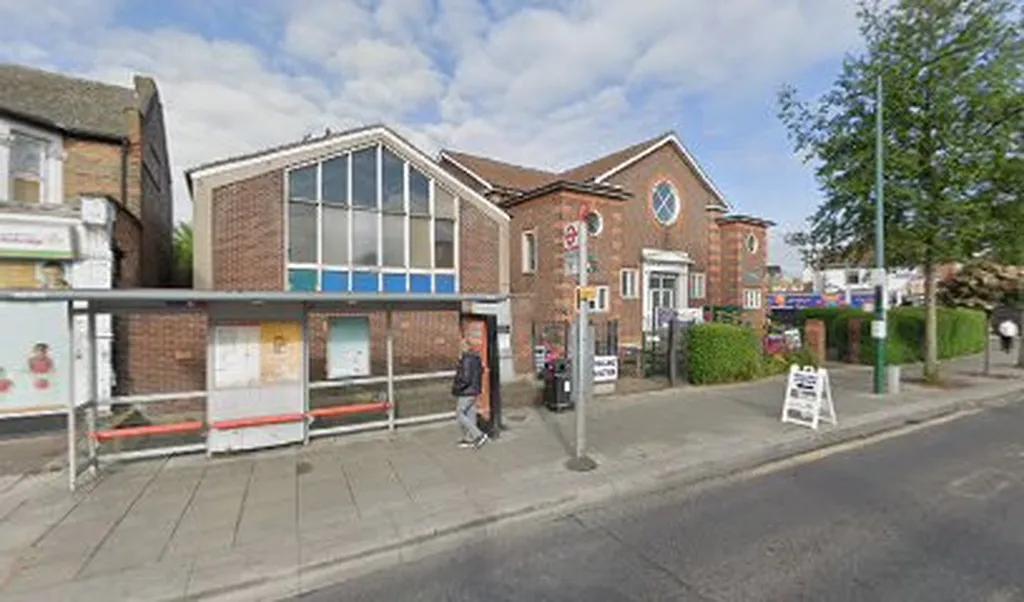 Clementswood Baptist Church (Stop P)