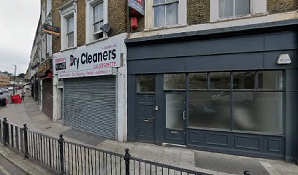 Corner Launderette & Dry Cleaning