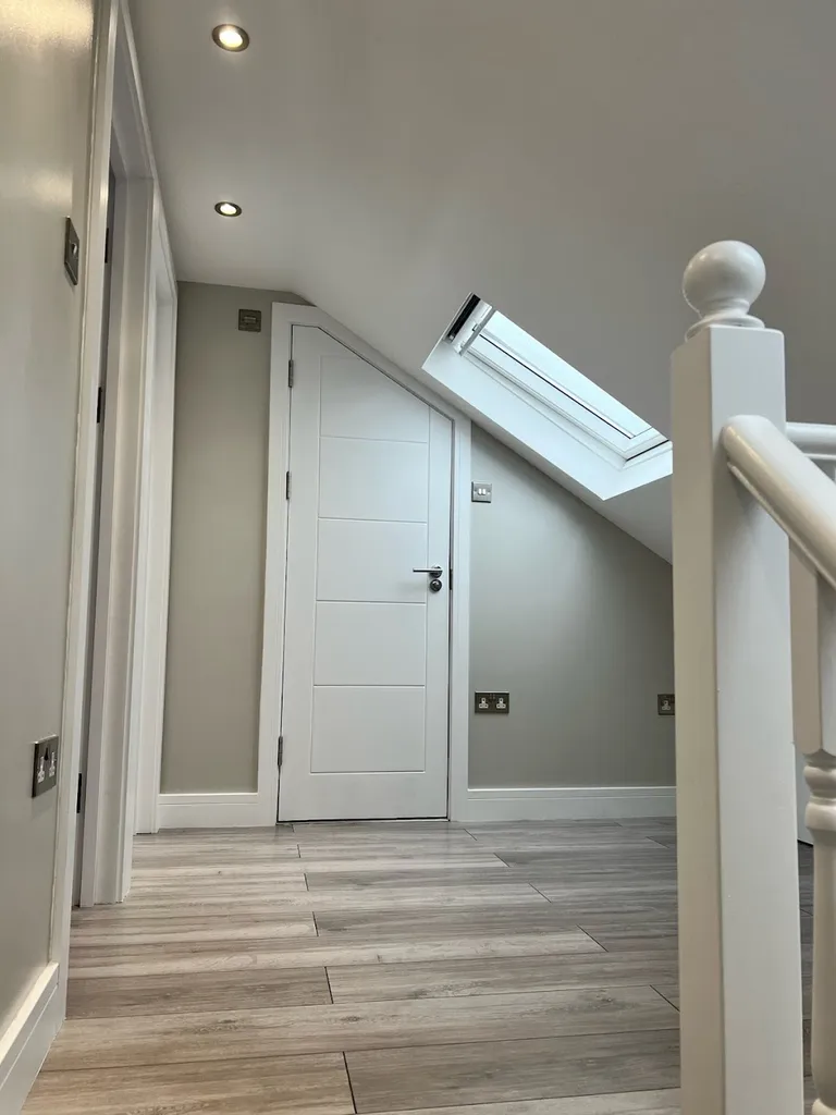 Dee M Builders Ltd.