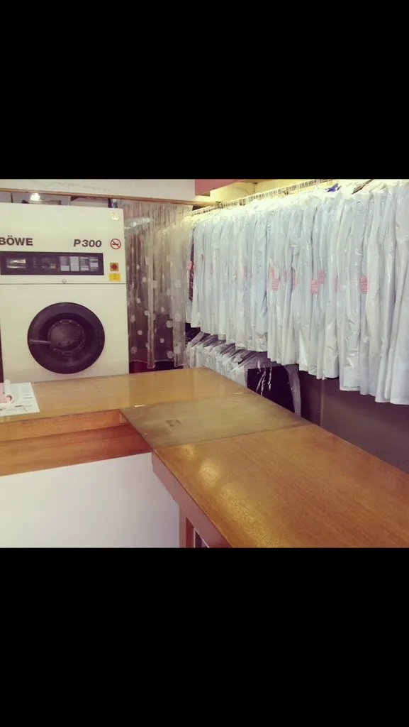 Diamond Tailors & Dry Cleaners