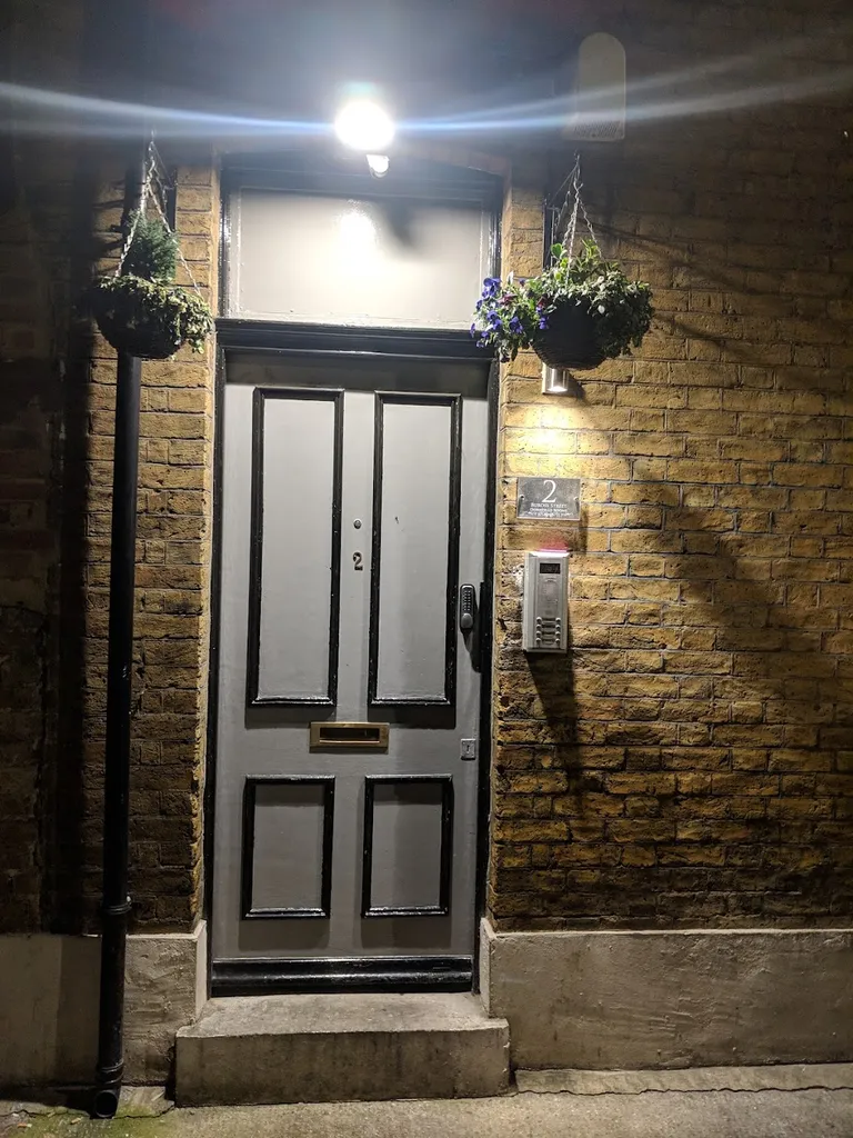 Donatello Rooms Aldgate