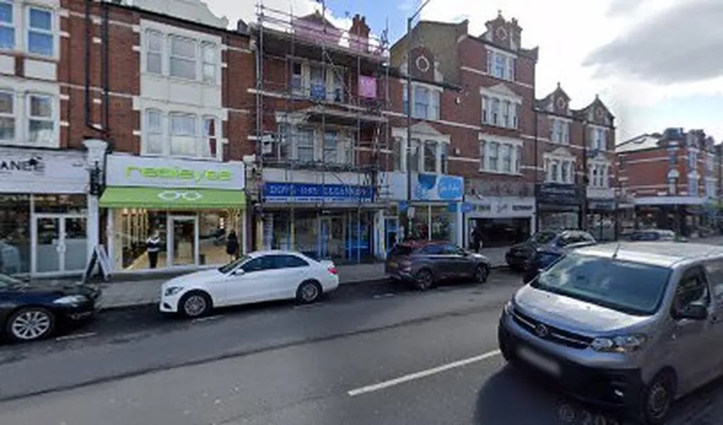 Dove Dry Cleaners