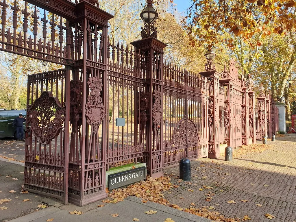 Earls Court Gardens Hotel