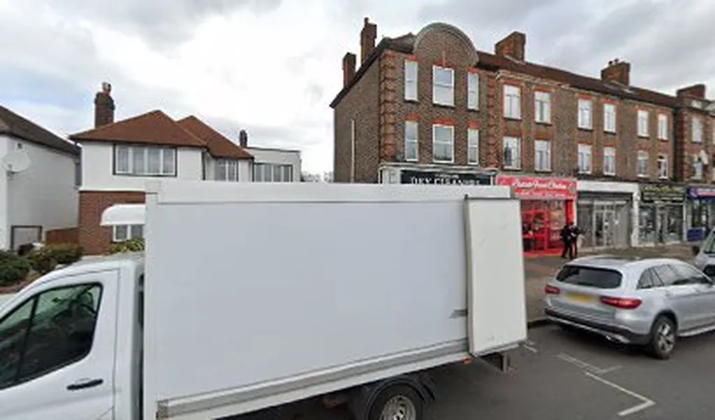 Elmers End Dry Cleaners