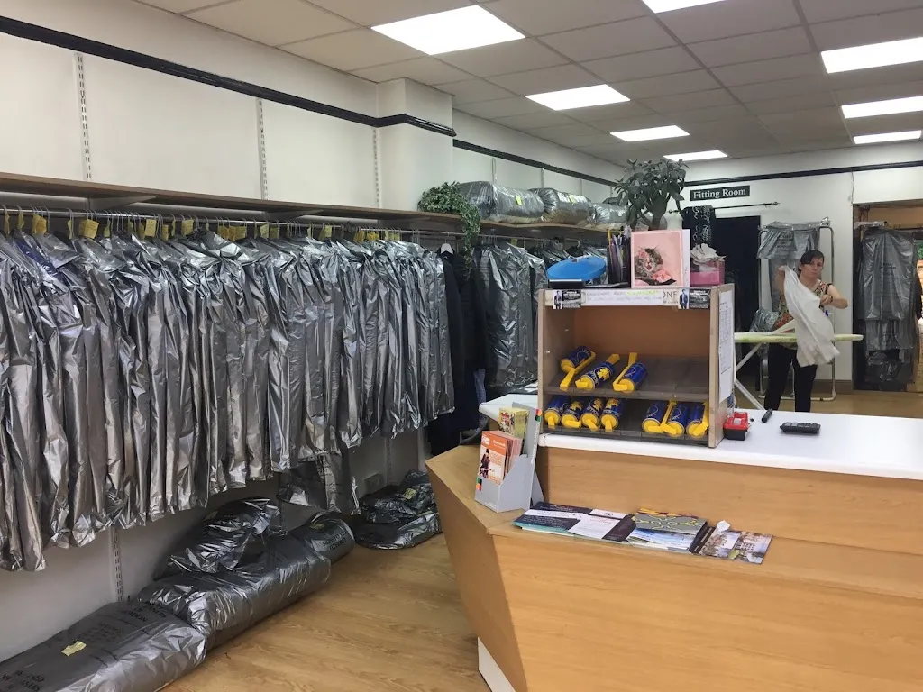 Emerald Dry Cleaners