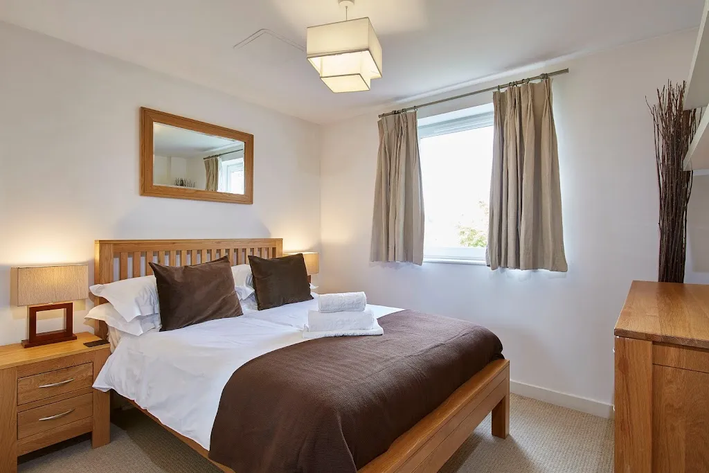 esa serviced apartments - Riverbank Point