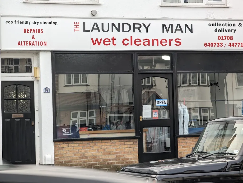 Gaynes Park Dry Cleaners