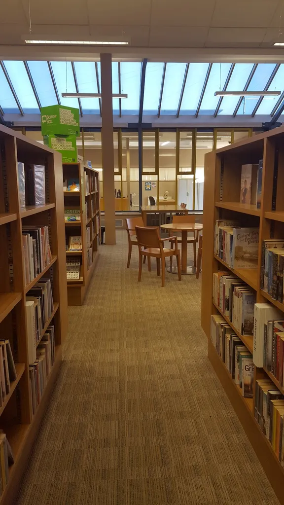 Harlington Library