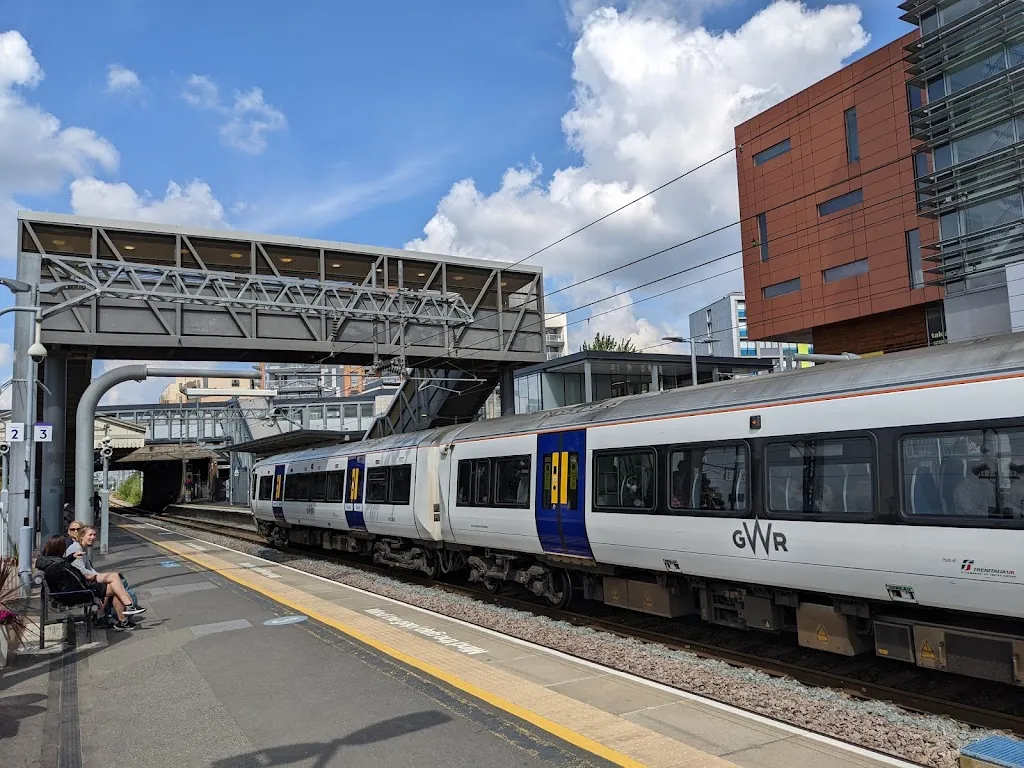 Hayes & Harlington