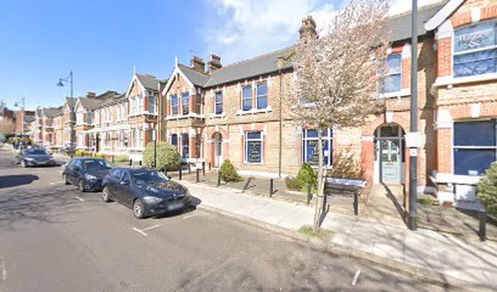 Huggins Lewis Foskett Solicitors