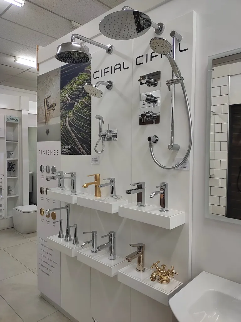 Hugo Oliver | Bathroom Showroom Charlton
