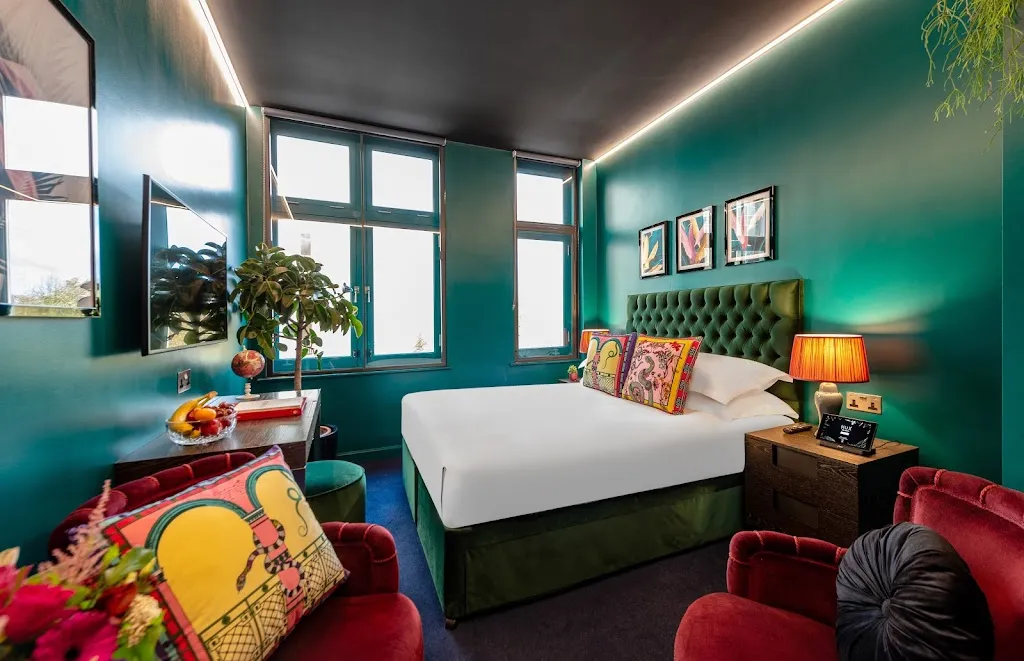 Hux Hotel