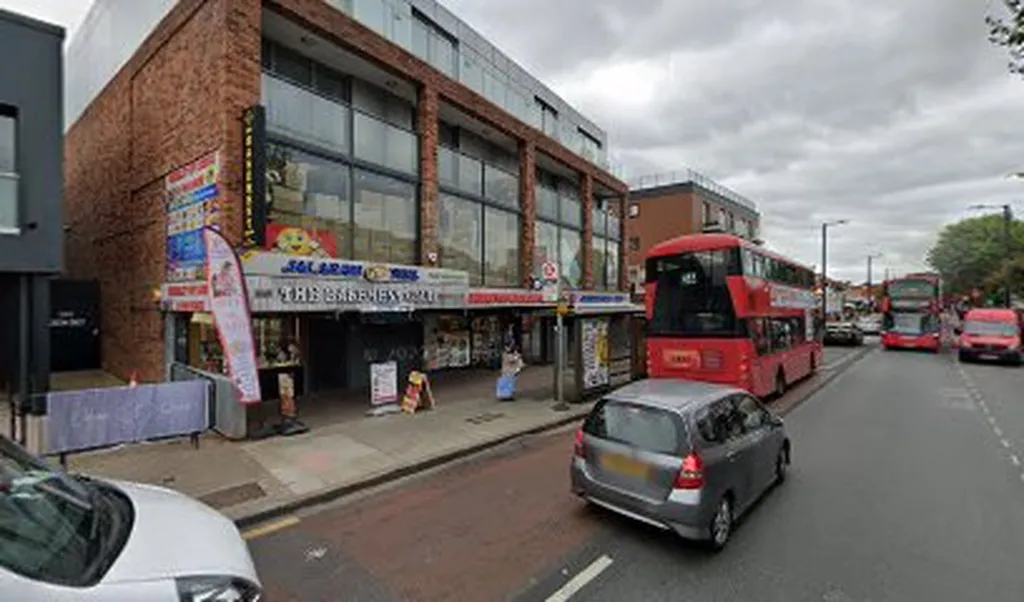Jala Off Licence & Pan House Wembley