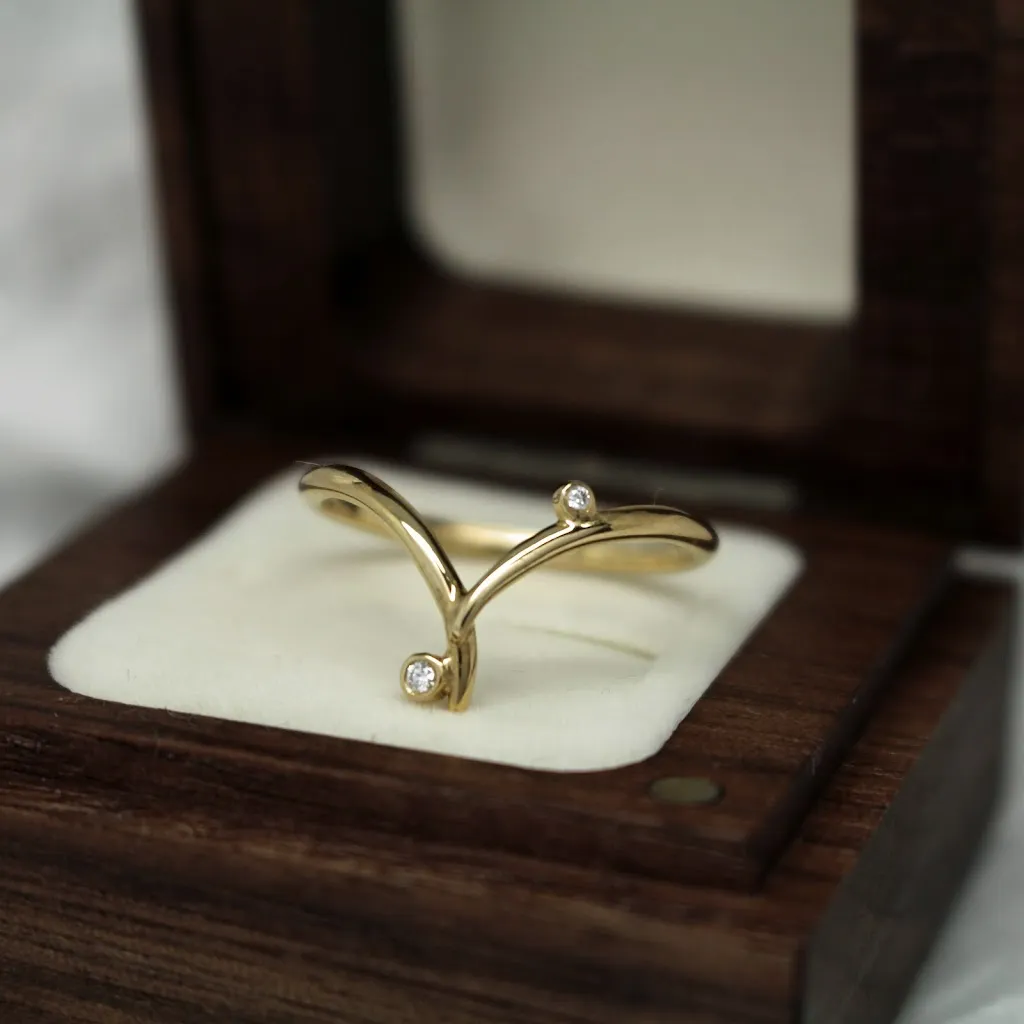 Julie Nicaisse Jewellery - Jewellery Designer - Maker