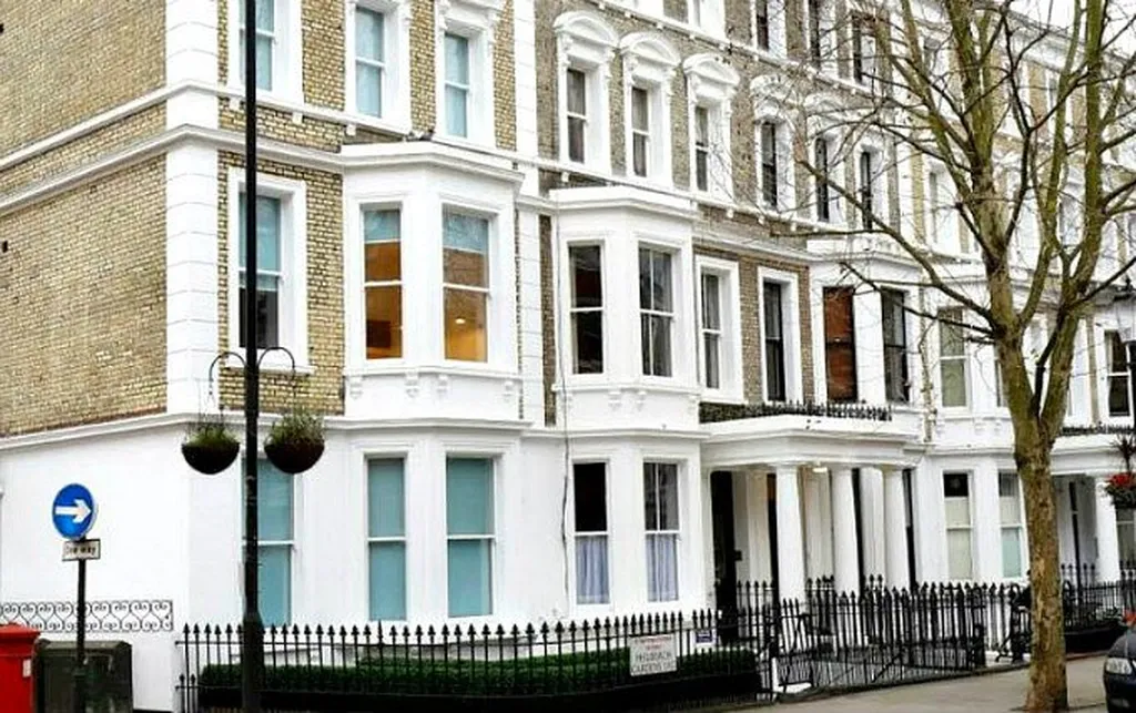 Kensington Stay