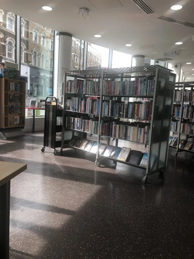 Kilburn Library (Camden)
