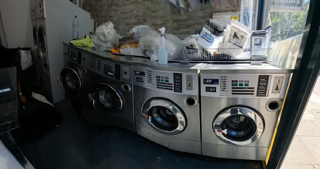 Kings & Queens Dry Cleaning and Laundry