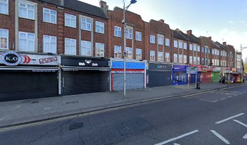 LAGOON DRY CLEANERS