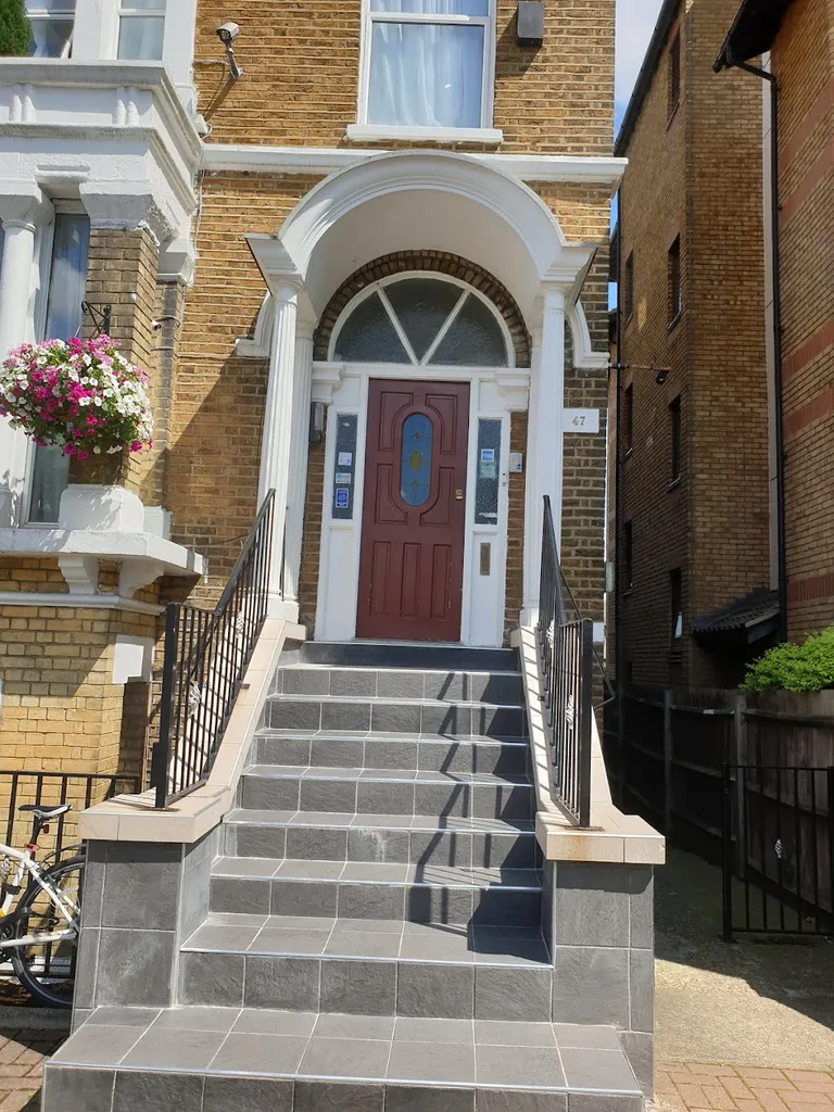 Lampton Guest House