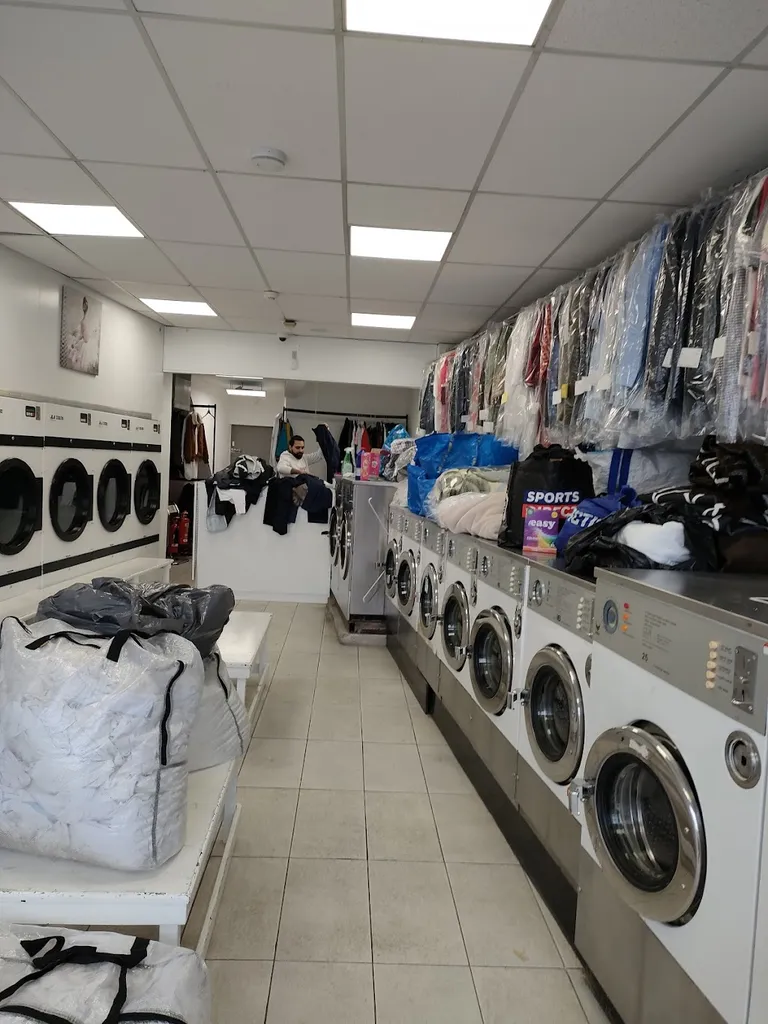 Launderette dry cleaning and Alterations