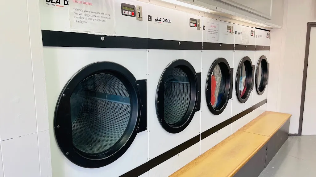 Laundrette/Dry Cleaners
