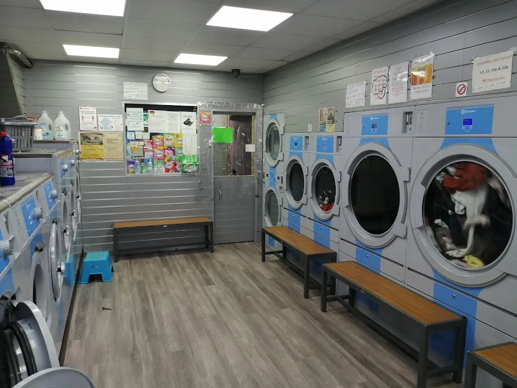 Laundrette & Dry Cleaning