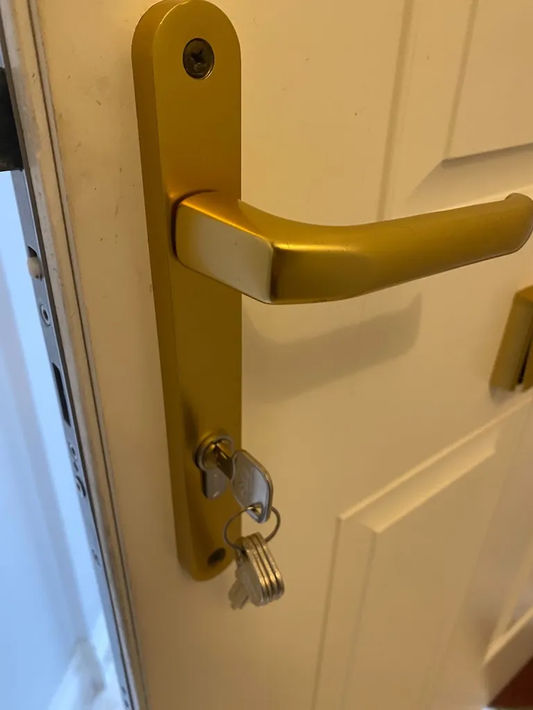 Locks2U Locksmith East Sheen