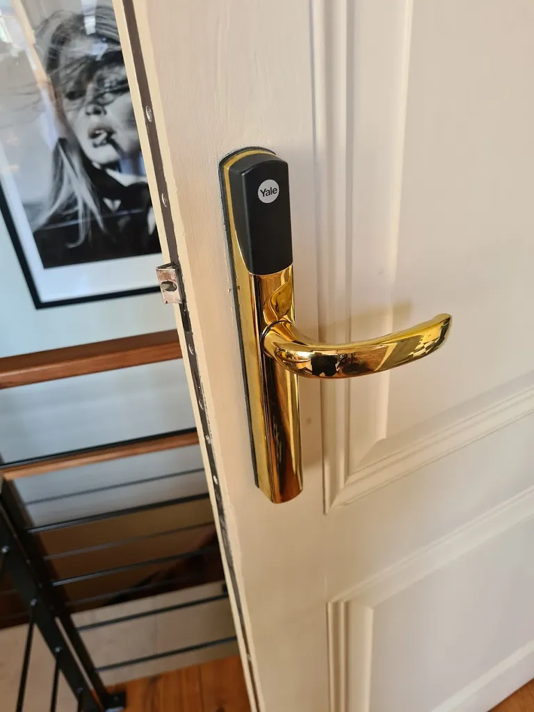 LocksmithW12