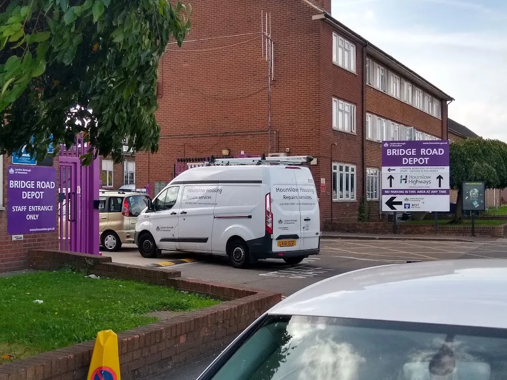 London Borough of Hounslow Council: Vehicle maintenance