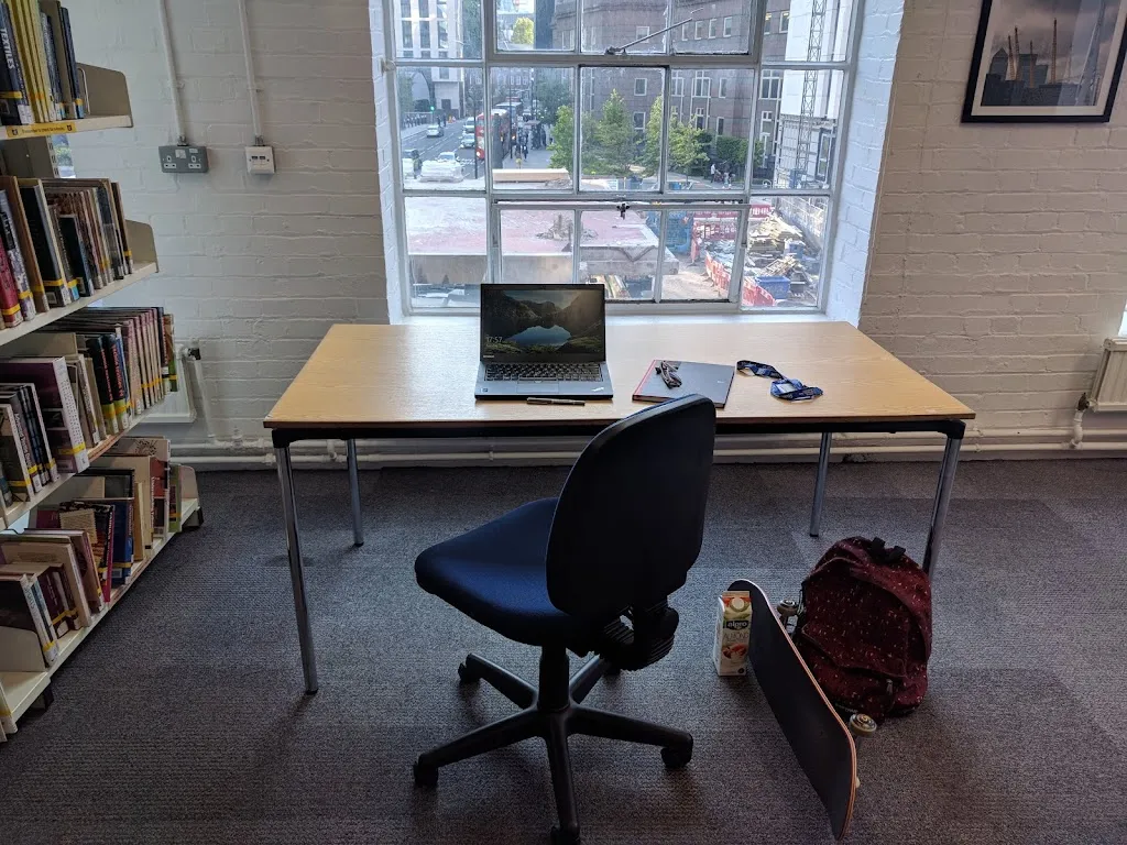 London Metropolitan University, Aldgate LIbrary