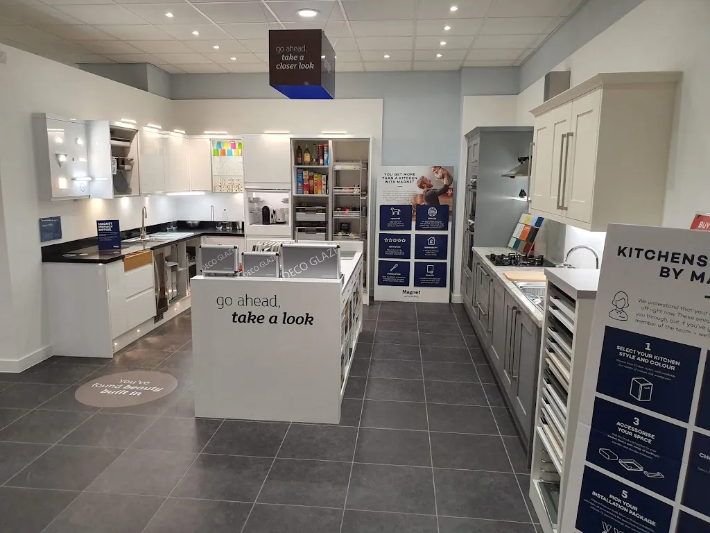 Magnet Kitchens