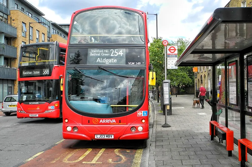 Mare Street Victoria Park Rd (Stop Q)