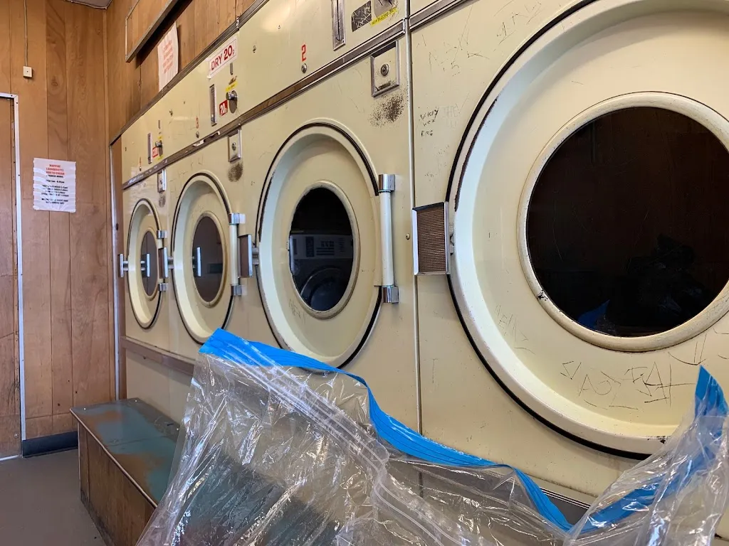 Maypine Launderette (North Cheam)