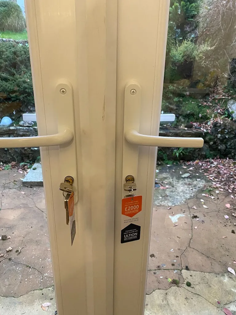 Me2U Door Solutions