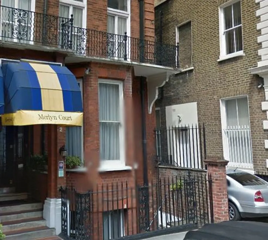 Merlyn Court Hotel