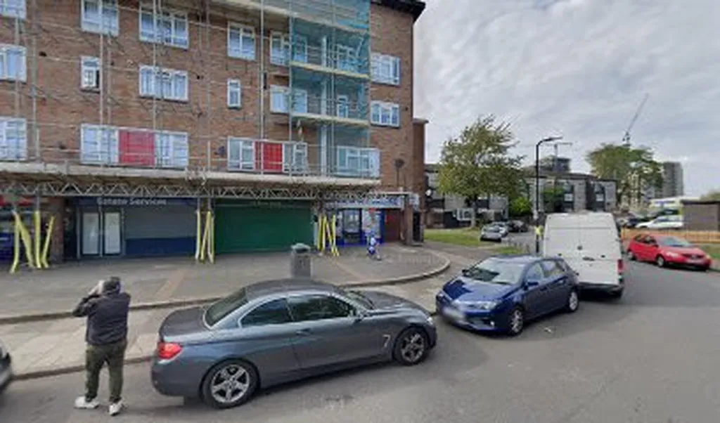 Morgan Off Licence