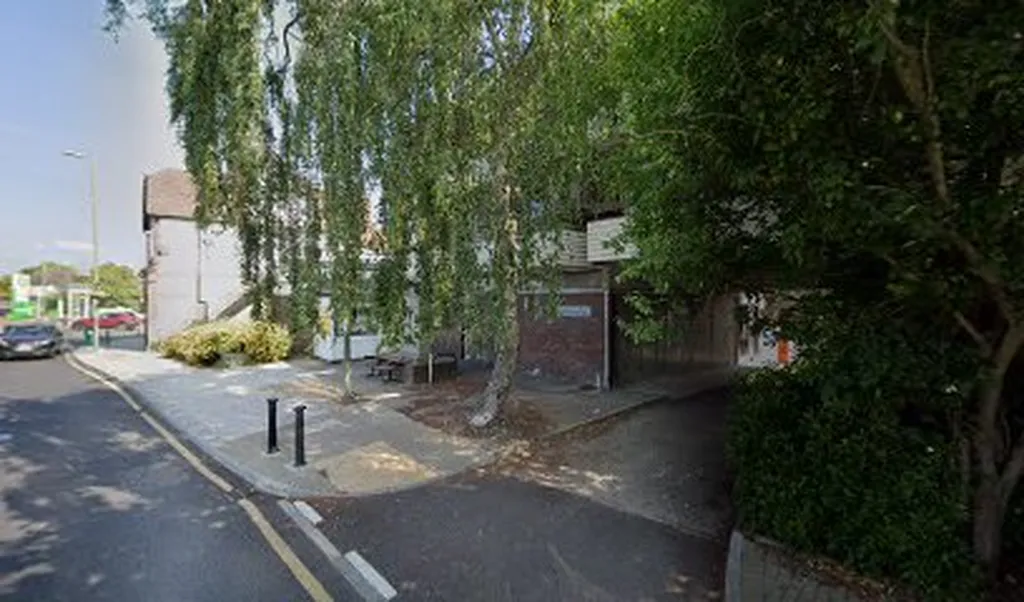 Mottingham Library