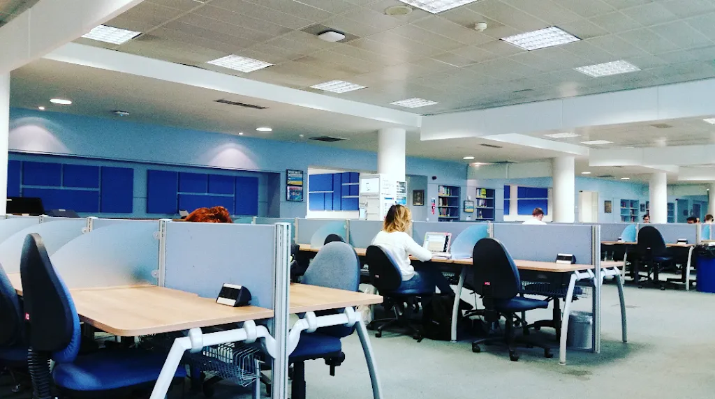 New Hunt's House Library