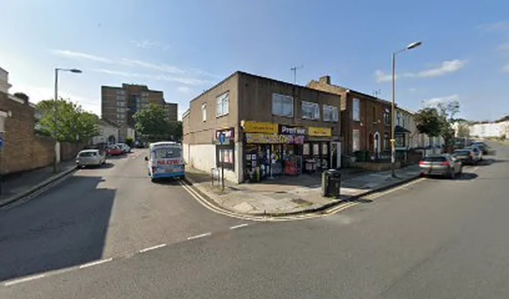 News Centre Off Licence
