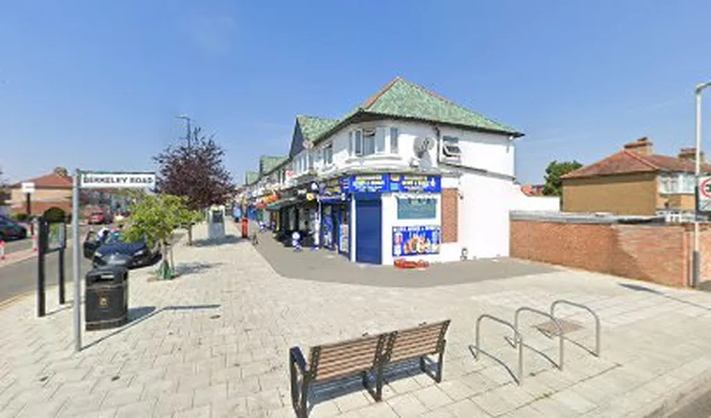 Nikita Ayurvedic & Off Licence